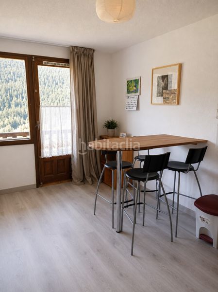 Foto 54f16037-b6cf-445b-9118-16ee631888a7. Rent apartment with heating in Soldeu-Incles Canillo