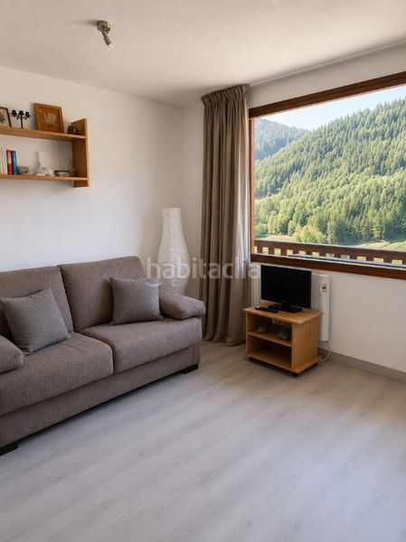 Foto a3ccb9bf-cef3-4410-9ab8-9fda5fc33e06. Rent apartment with heating in Soldeu-Incles Canillo