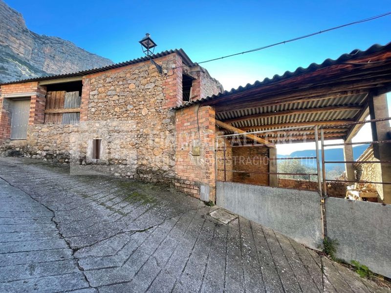 Foto 791872de-8e9f-4a8b-b620-a4a44513d84e. Casa a Conca de Dalt