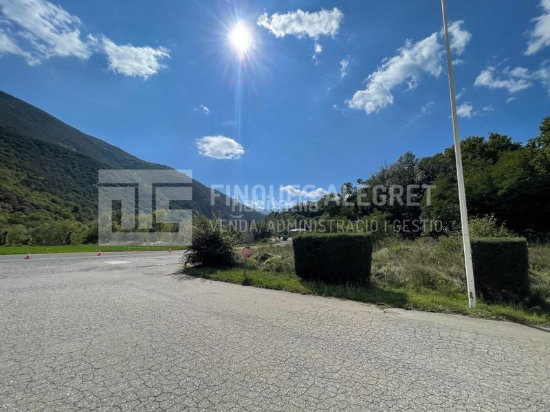 Foto b0b22b5c-ef5d-4d62-af96-ab3bc87a4bd8. Terreno residenziale in Rialp