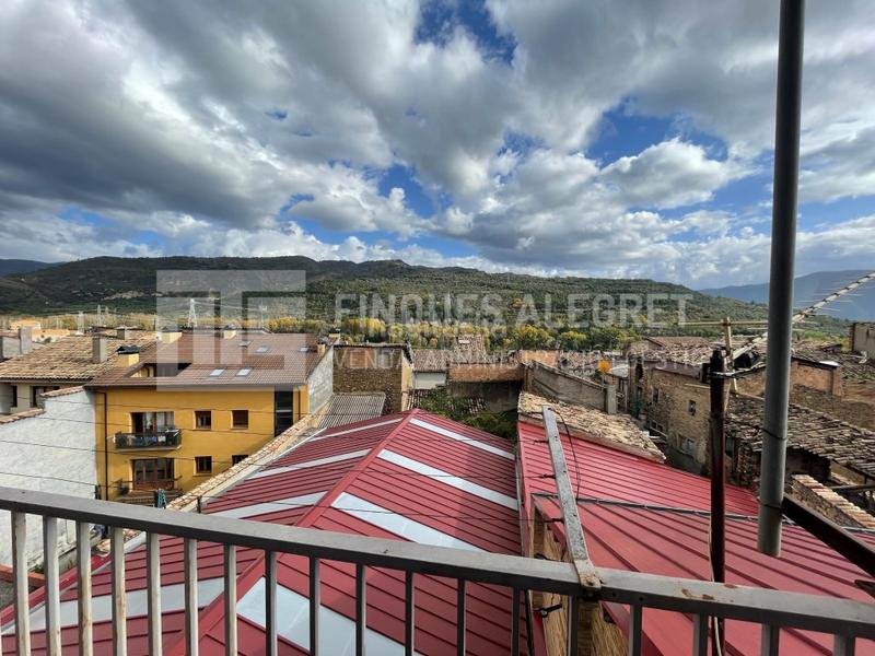Foto 5273d516-c750-4ac1-abd3-d5d26b6ca2ea. Flat in Pobla de Segur (La)