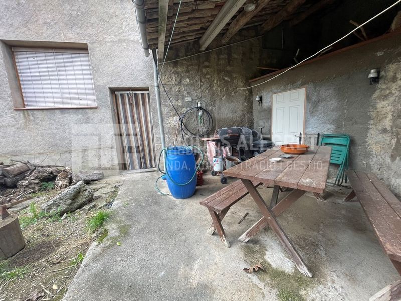 Foto 79667d5e-2a37-4e00-943a-06c0ee8d4734. Casa amb aparcament a Gavet de la Conca