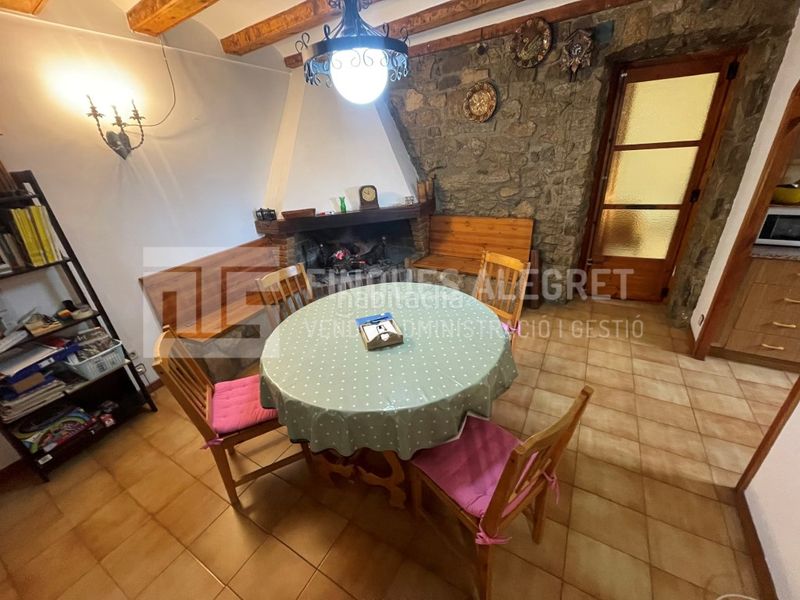 Foto bfa62c80-1ef4-4513-b0de-83d96666afbf. Casa amb aparcament a Gavet de la Conca