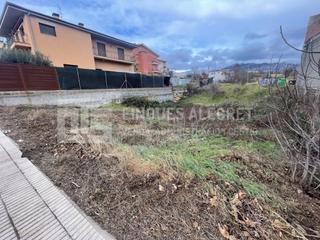 Terreny residencial  N/a. Terreno en isona y conca della