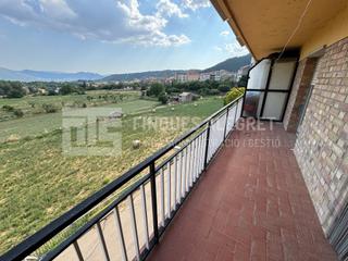 Appartement  N/a. Piso de tres dormitorios en la pobla de segur