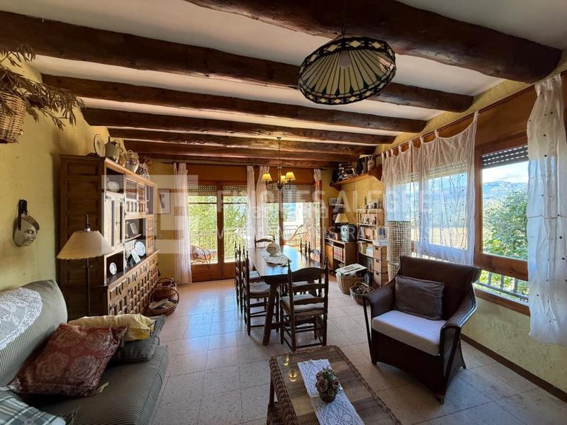 Foto bb39bb05-3ee6-4c0c-a08d-3a11c9625b98. Casa a Conca de Dalt