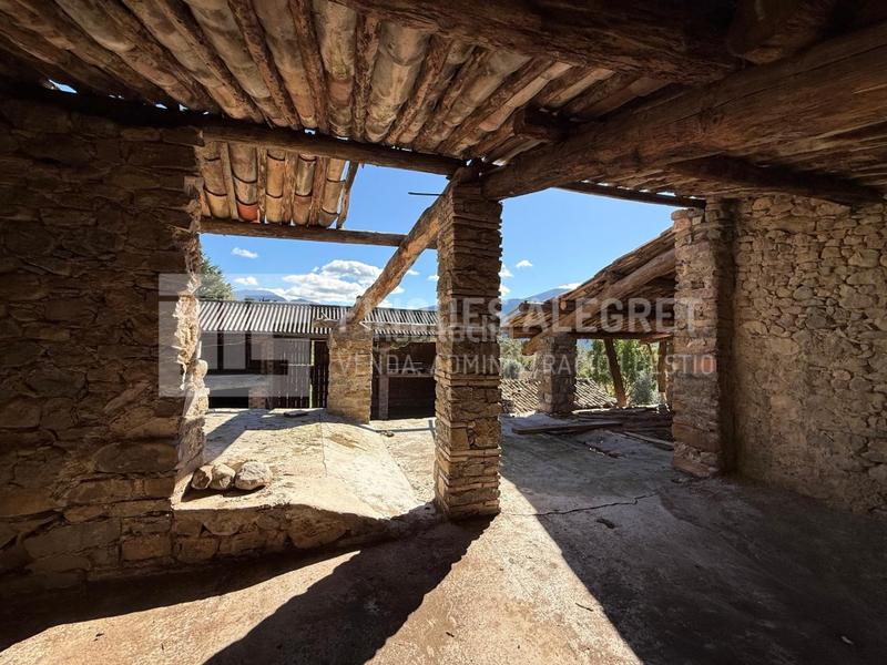 Foto c8172597-1c6c-431a-b6af-b1a7e4336315. Casa a Conca de Dalt