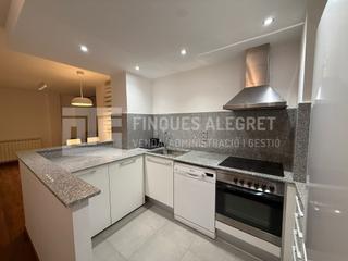 Location Loft  Calle industria. Piso de alquiler en el centro de la pobla de segur luminoso, mod