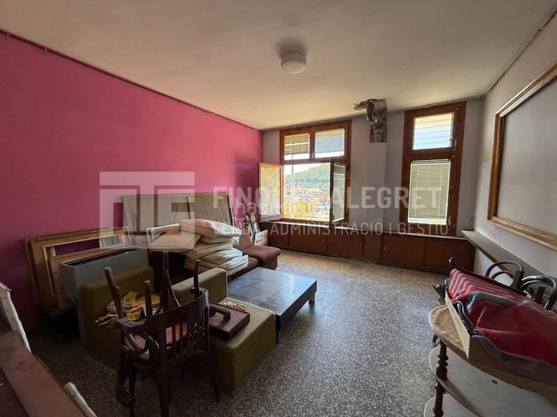 Foto b83839bb-c695-4a4c-9e1e-0406be64bd97. Affitto locale commerciale in Pobla de Segur (La)