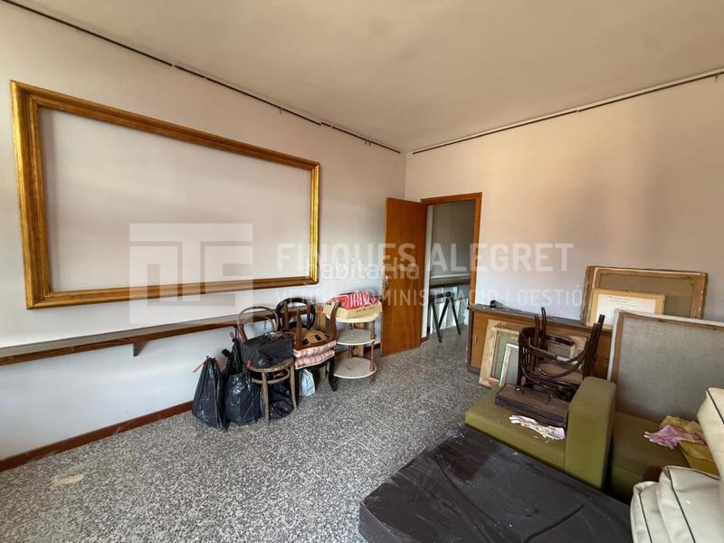 Foto c4acaf56-d119-41ee-9b7e-943ad971bff3. Affitto locale commerciale in Pobla de Segur (La)