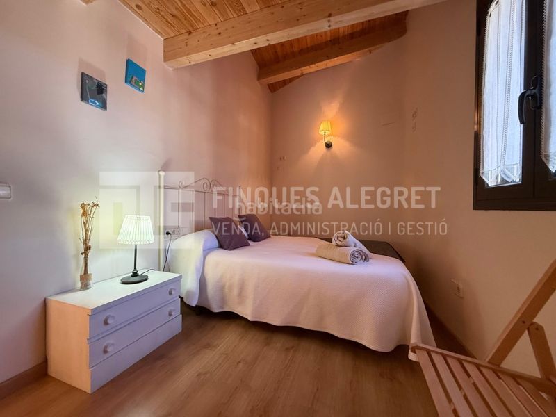 Foto 5b889b40-6d84-4334-88a5-e4aed657acea. Casa amb aparcament a Tremp