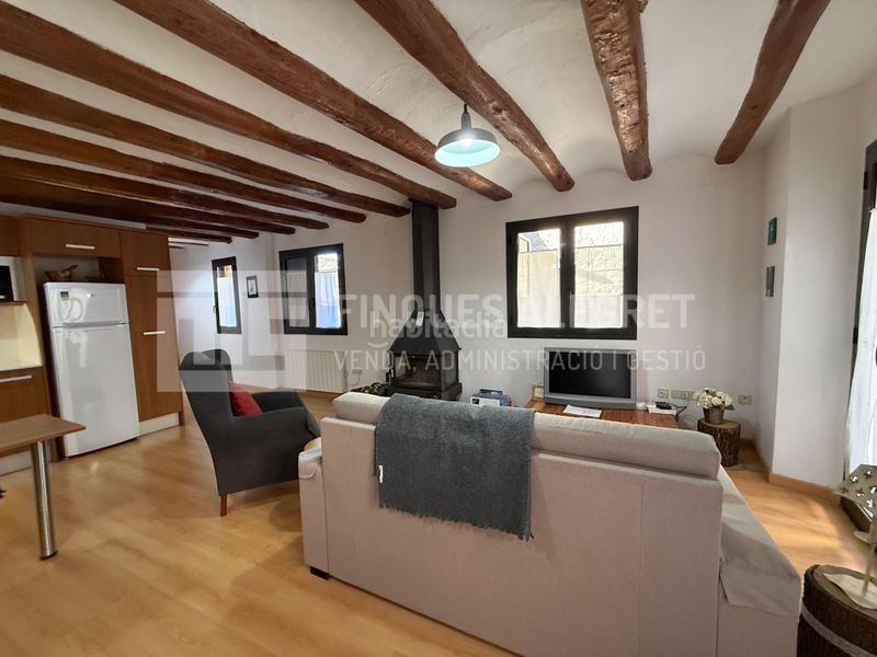 Foto abebc8d6-43b4-4c11-a0c1-24d0dcfc2e89. Casa amb aparcament a Tremp