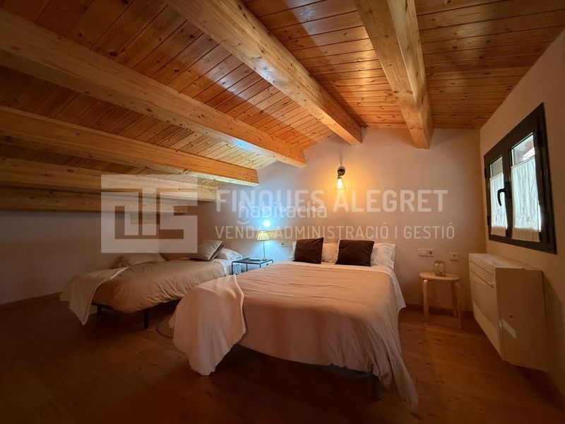 Foto f444c94c-8d11-4b97-9ead-15c08a3edba6. Casa amb aparcament a Tremp