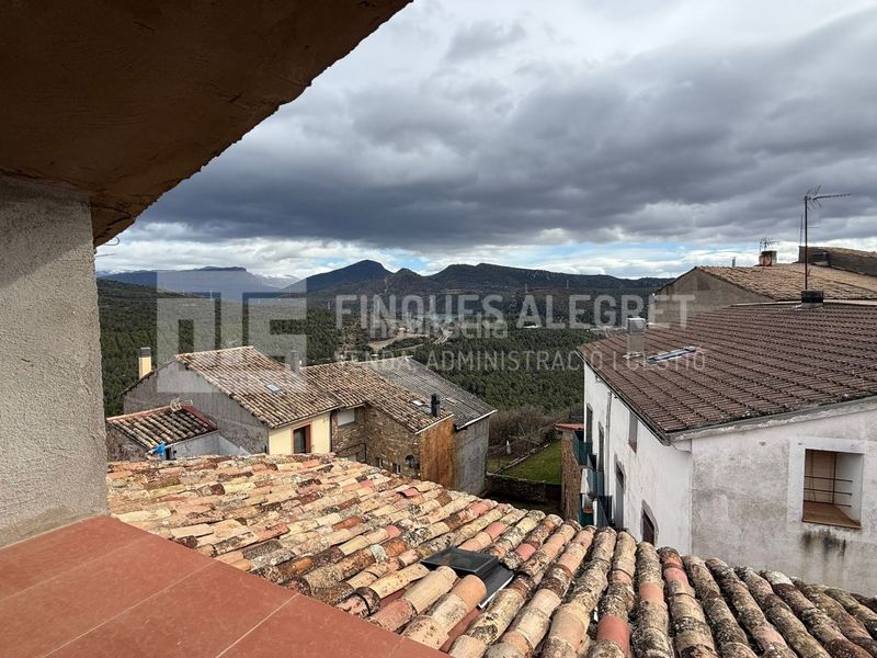Foto 5ac52f9c-f75d-430e-80f1-1c2e9d9b5f6e. Casa a Talarn