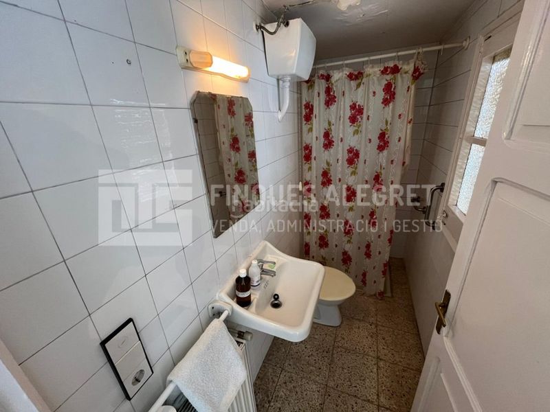 Foto 1fab09e6-eb12-4708-86f4-b3e157ca23ec. Casa a Pobla de Segur (La)