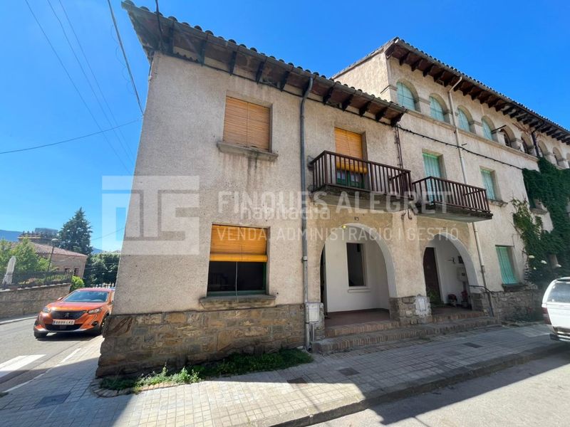 Foto ed7bd74c-fc04-4620-9b0d-d014288599fb. Casa a Pobla de Segur (La)