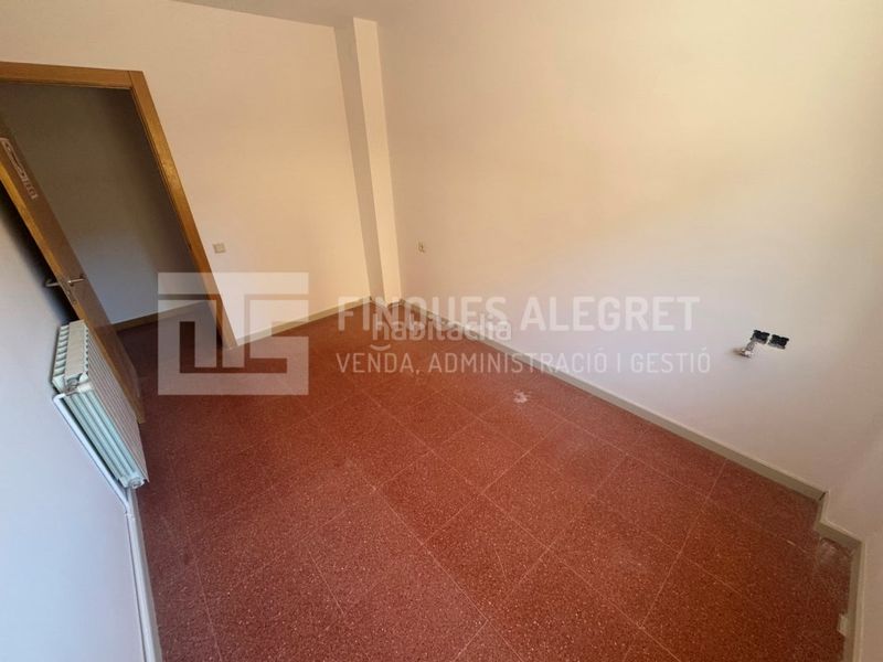 Foto 9a1a0136-c888-458c-96f6-cb10f8e8f6a1. Pis a Pobla de Segur (La)