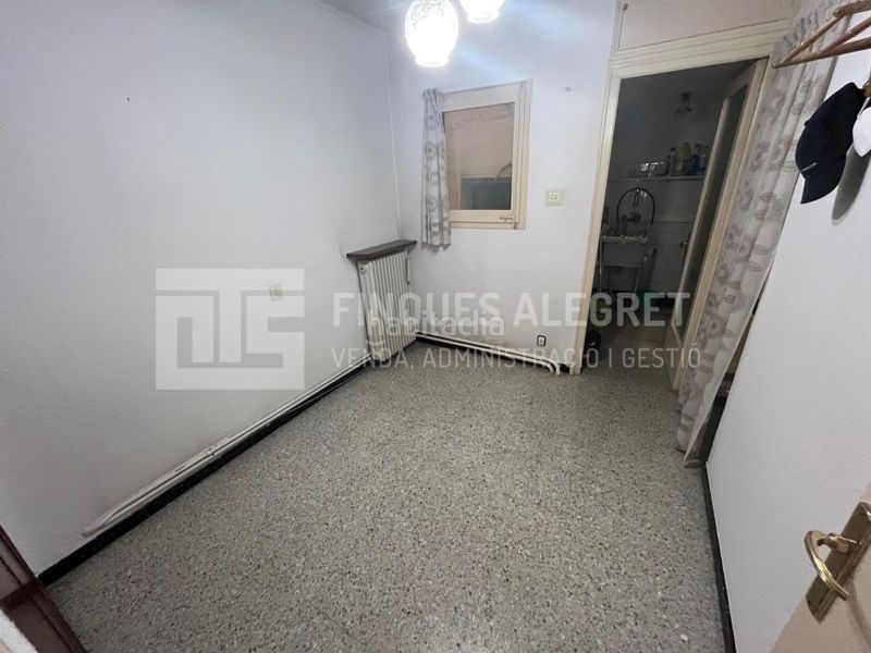 Foto f5048849-ae7a-4afa-8696-a251b83b44f1. Edifici a Tremp