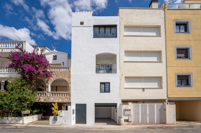 Foto 10ab2b36-c3e7-4176-ab8f-4acdb5c7dcb4. Edificio in Salins - Cavall de Mar Empuriabrava