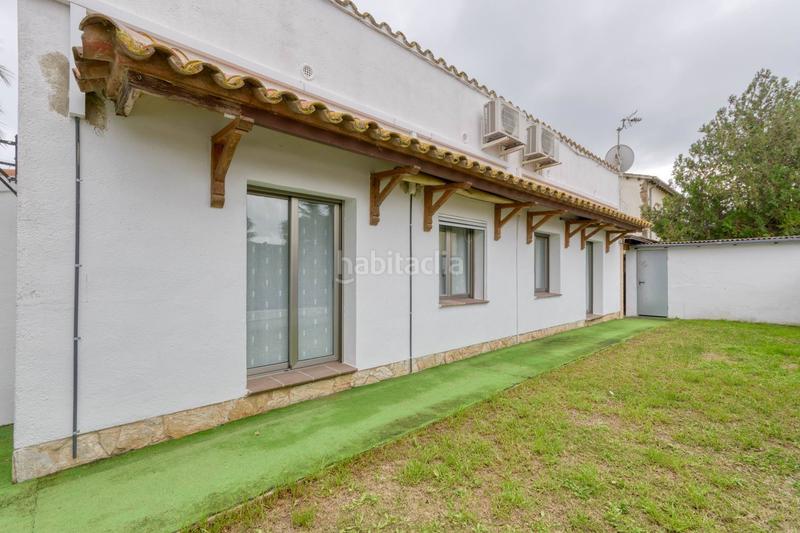 Foto 133b7d40-370e-4d1e-9813-1ff24af0706e. Casa preciosa casa singular en la urbanización bon relax en Sant Pere Pescador