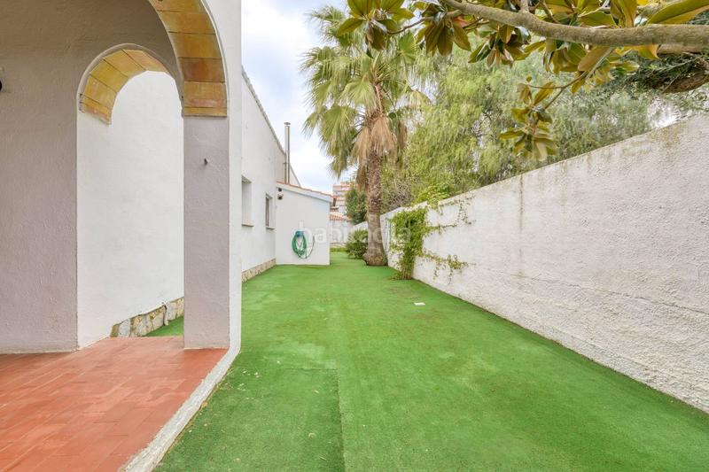 Foto a14a95ae-9906-4ef4-9077-7b3e7884d5f2. Casa preciosa casa singular en la urbanización bon relax en Sant Pere Pescador