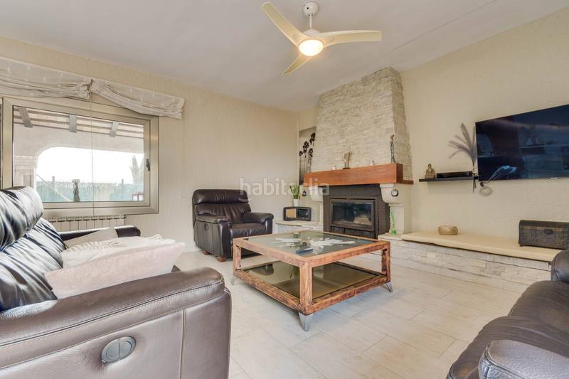 Foto c7305ec3-d008-4194-80a0-1ec873330c72. Casa preciosa casa singular en la urbanización bon relax en Sant Pere Pescador