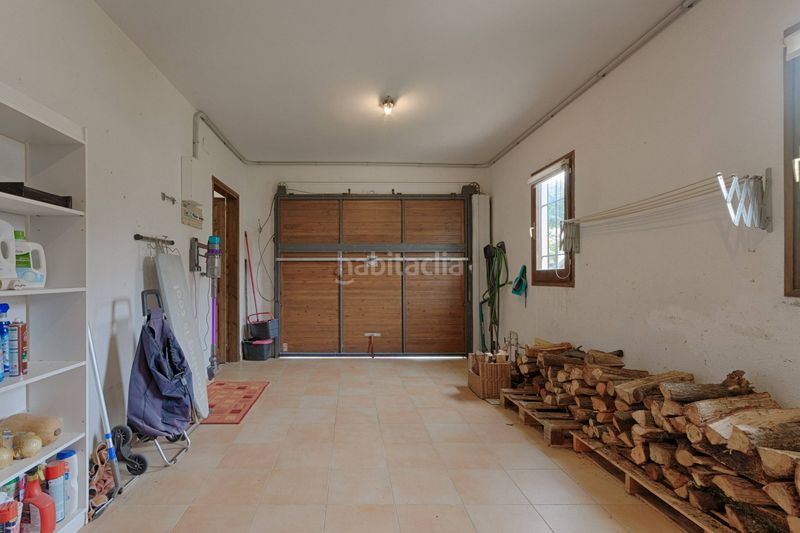 Foto 0e0eda79-4b2c-433b-9aed-005c05fadc3d. Casa amb calefacció aparcament piscina a Centre Roses