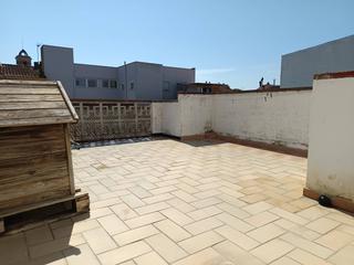 Appartement  Carrer del pirineu. Piso en venta en el ncleo urbano de sant pere pescador.