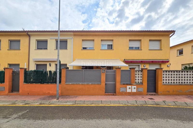 Foto 455ed007-80db-42cf-8948-ff87688c3275. Casa amb calefacció aparcament a Castelló d´Empúries