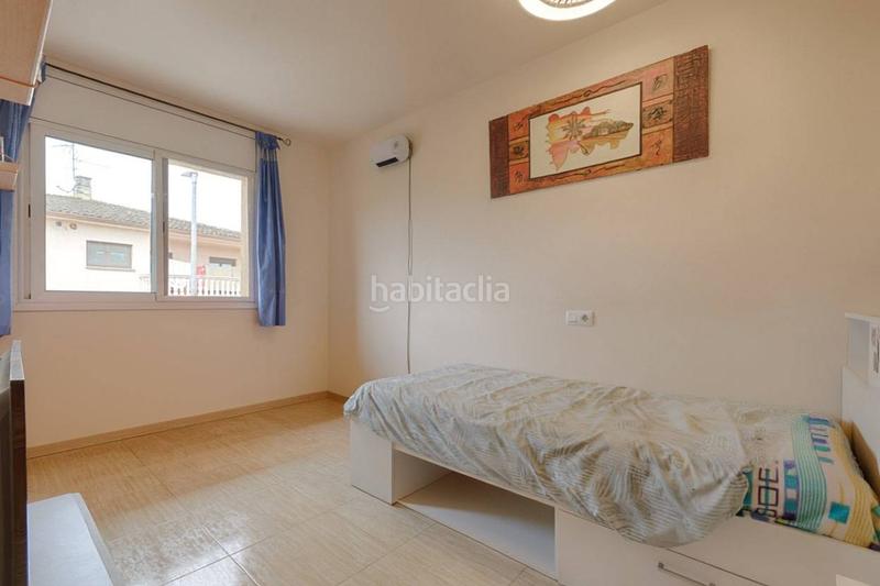 Foto 48d86a53-f17c-4728-9d05-592cbd68ff16. Casa amb calefacció aparcament a Castelló d´Empúries