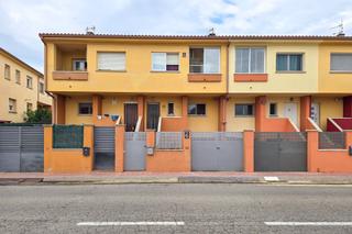 Casa  Calle del vernar. Encantadora casa en castelló dempuries