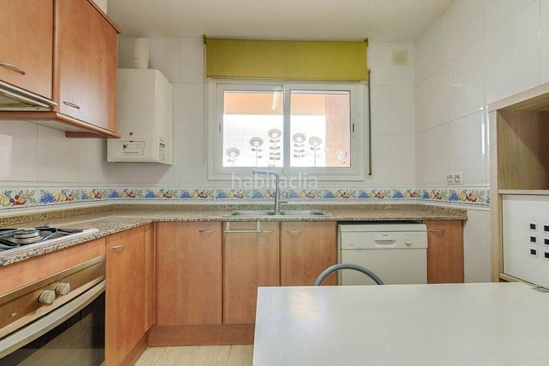 Foto d6886dbe-4aaa-4821-beca-97830180257f. Casa amb calefacció aparcament a Castelló d´Empúries