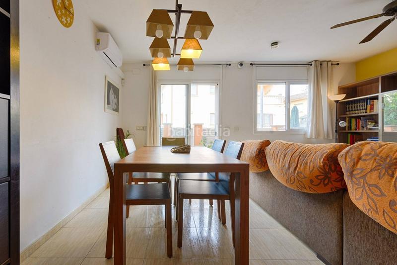 Foto e80c9425-de08-4f9a-8dda-eddaa126475a. Casa amb calefacció aparcament a Castelló d´Empúries