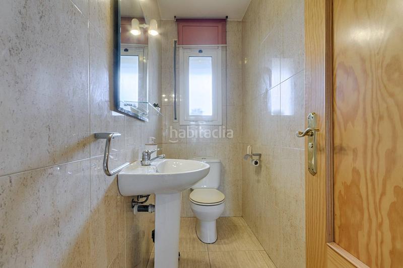 Foto f8018d1c-e2db-4b83-9b8b-8492a01ae4b9. Casa amb calefacció aparcament a Castelló d´Empúries