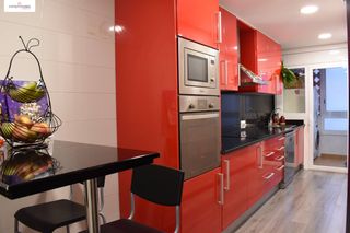 Piso  Carrer del montclar. Ven a visitar y te vas a enamorar! piso en mas mates  roses