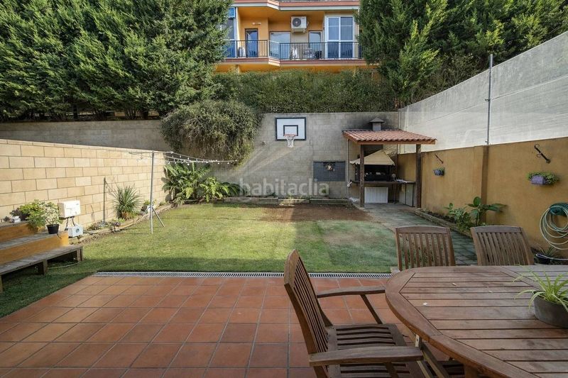 Foto 3050e316-ea0c-4040-91c1-1e1b57a5bd31. Casa amb aparcament a Eixample Residencial Escala (L´)