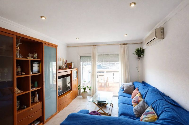 Foto 56d9a6c7-380f-40e1-8a29-5aa0c6f03265. Casa amb calefacció aparcament a Eixample Residencial Escala (L´)