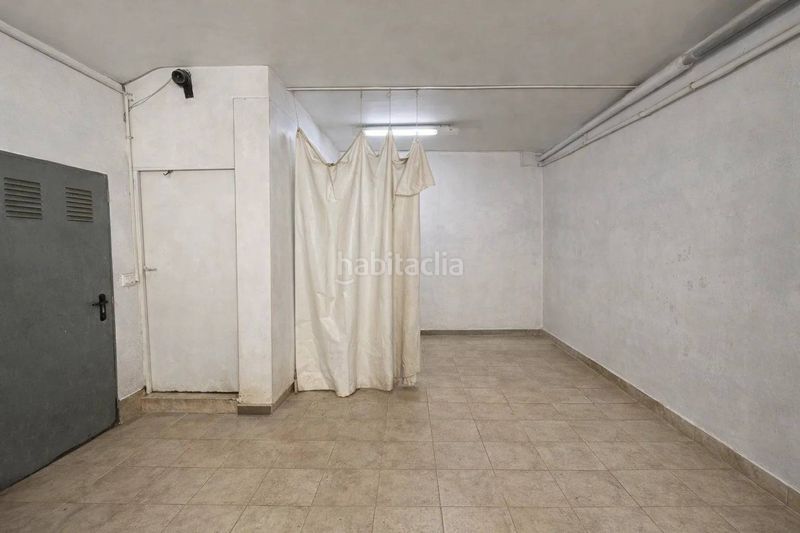 Foto c784edf3-2066-4ea3-9f0b-93bb821fd990. Casa amb aparcament a Eixample Residencial Escala (L´)