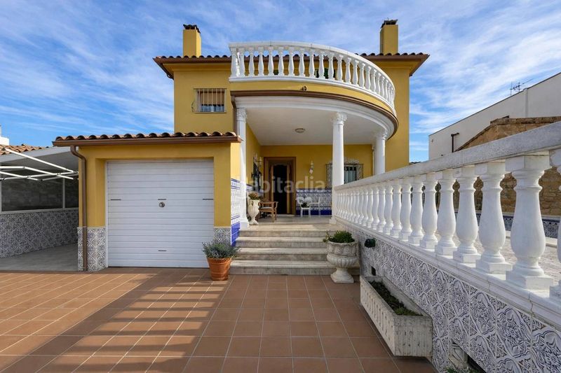 Foto 0d7649ee-f2f6-4312-b76e-70f030dac44c. Casa amb aparcament piscina a Puigmal - Mas Nou Empuriabrava