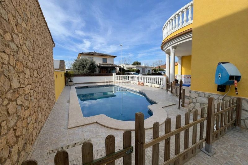 Foto 20f72a1e-663a-46d7-83dc-0a1f989e3c65. Casa amb calefacció aparcament piscina a Puigmal - Mas Nou Empuriabrava