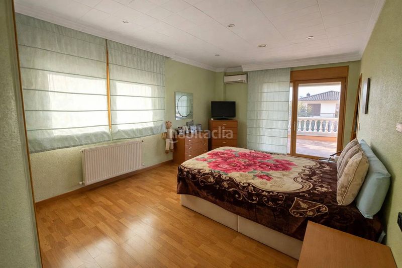 Foto 5a952ebe-8d5c-437f-b018-892db932e505. Casa amb aparcament piscina a Puigmal - Mas Nou Empuriabrava