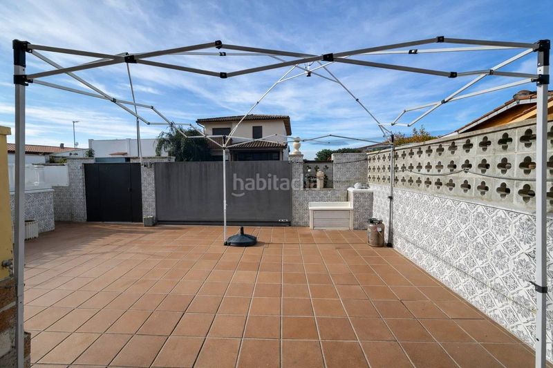 Foto f98c134f-91c9-4e94-b4e6-c99733e8c527. Casa amb aparcament piscina a Puigmal - Mas Nou Empuriabrava