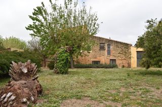 Masía  Canapost-perat. Peratallada  exclusiva masía del siglo xviii restaurada con esen