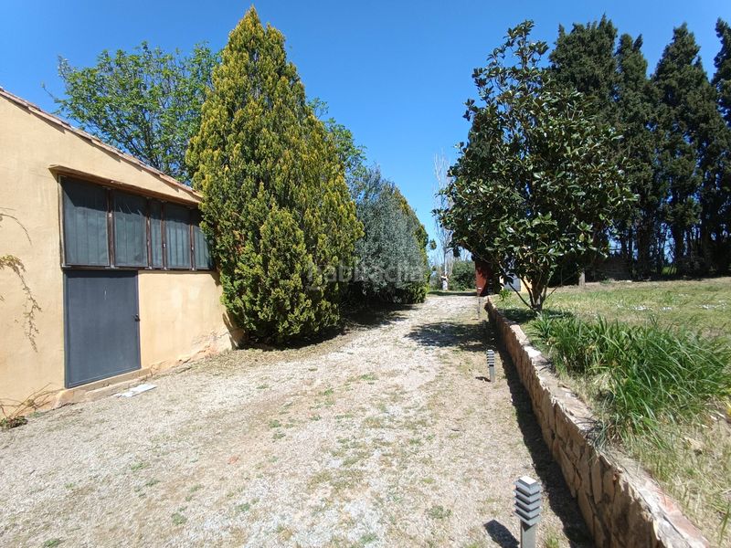 Foto 42452dd8-0160-4730-ac8b-230ff1f08002. Masia amb calefacció aparcament piscina a Forallac