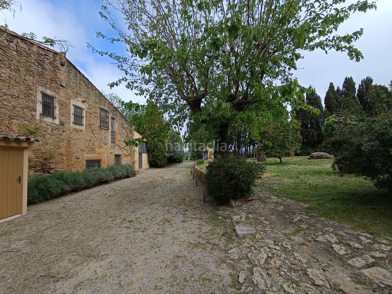 Foto d821d92b-1de2-455f-a66c-b572bf943085. Masia amb calefacció aparcament piscina a Forallac