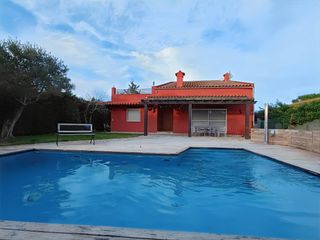 House  Sant pere (parc residencial catalunya). Casa chalet con jardín, piscina y ascensor en entorno exclusivo