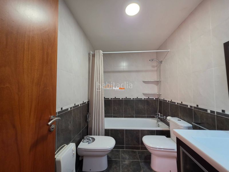 Foto 12bda1e8-f0ff-4559-9b0f-aa2543139411. Casa con riscaldamento parcheggio piscina in Sant Pere Pescador