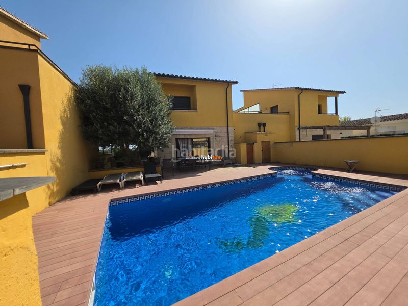 Foto abe40cc6-d9cb-406a-9542-5b9d2e462129. Casa con riscaldamento parcheggio piscina in Sant Pere Pescador