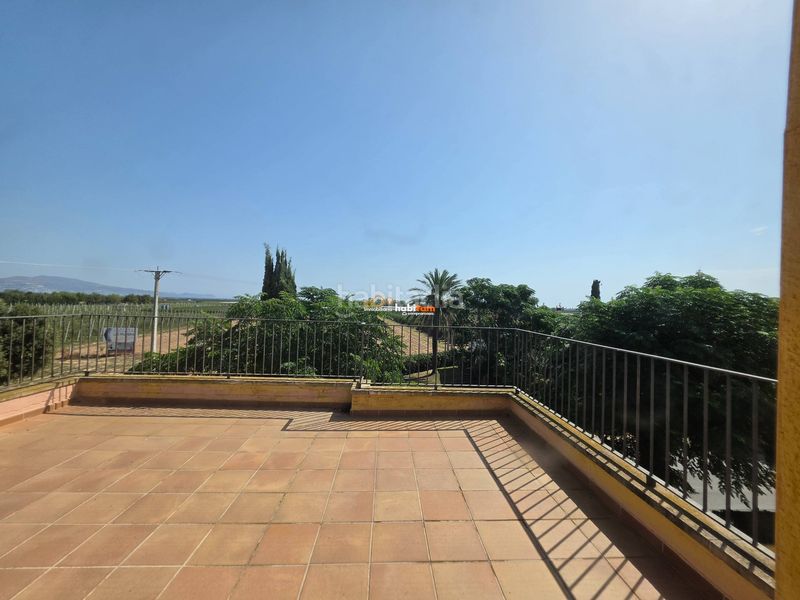 Foto d3f1742b-9de5-481a-adfd-32dc15d97c40. Casa con riscaldamento parcheggio piscina in Sant Pere Pescador
