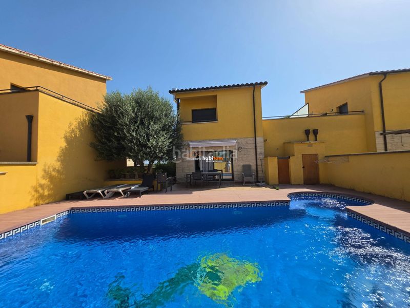 Foto ee72c937-3f1e-4a4f-8a23-b75934f8a686. Casa con riscaldamento parcheggio piscina in Sant Pere Pescador